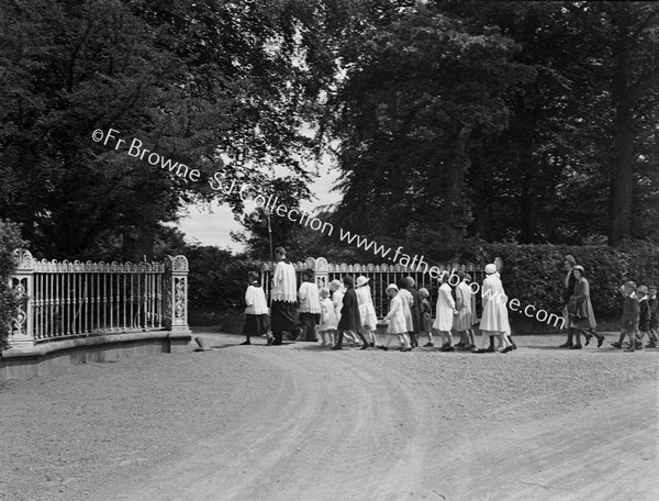 CORPUS CHRISTI PROCESSION